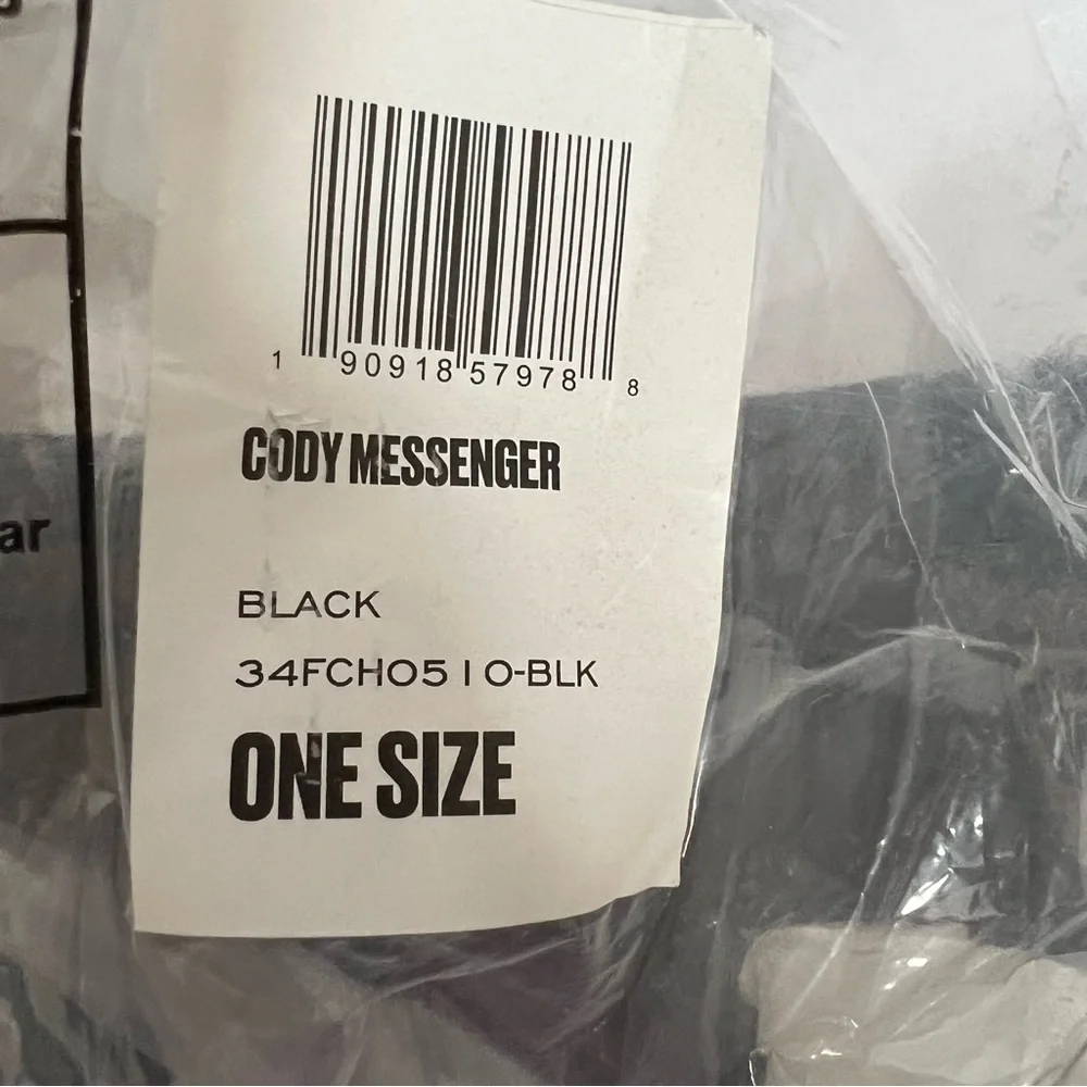 NWT FRYE AND CO. Cody Messenger Black Leather Bag